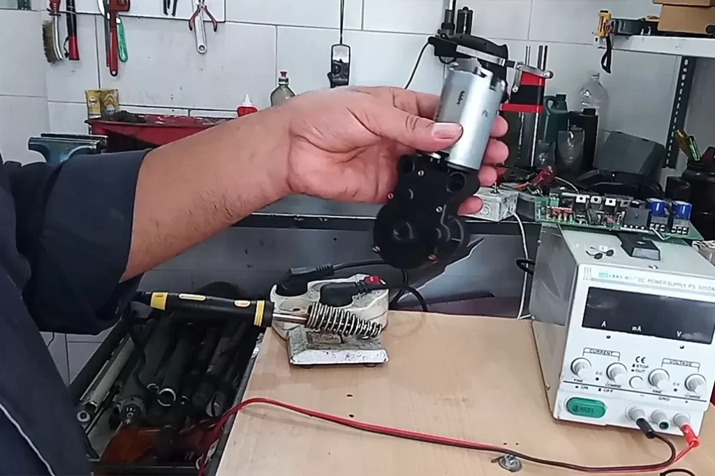 تعمیر جک پارکینگ در تهران – تعمیرکار ۲۴ ساعته در محل